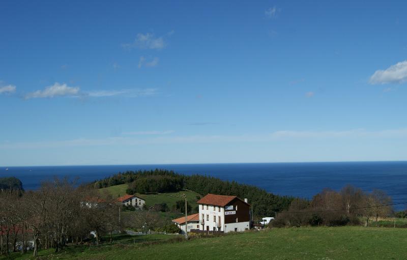Casa Rural Arboliz Ibarrangelu Exterior photo